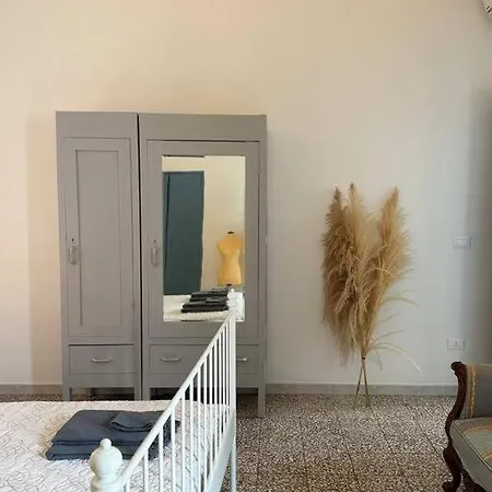 Spacious Palazzo W/epicterrace+sea View, N/piazza